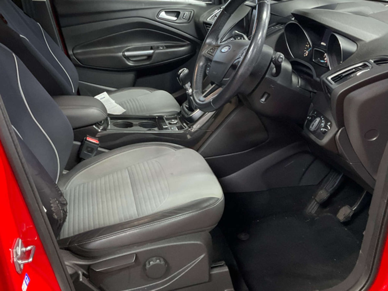 Used Ford Kuga 2017 for sale - 77378369: Photo 3