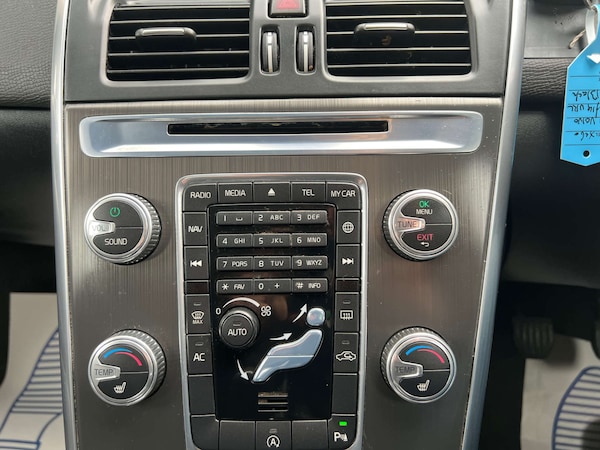 Used Volvo XC60 2014 for sale - 76222981: Photo 22