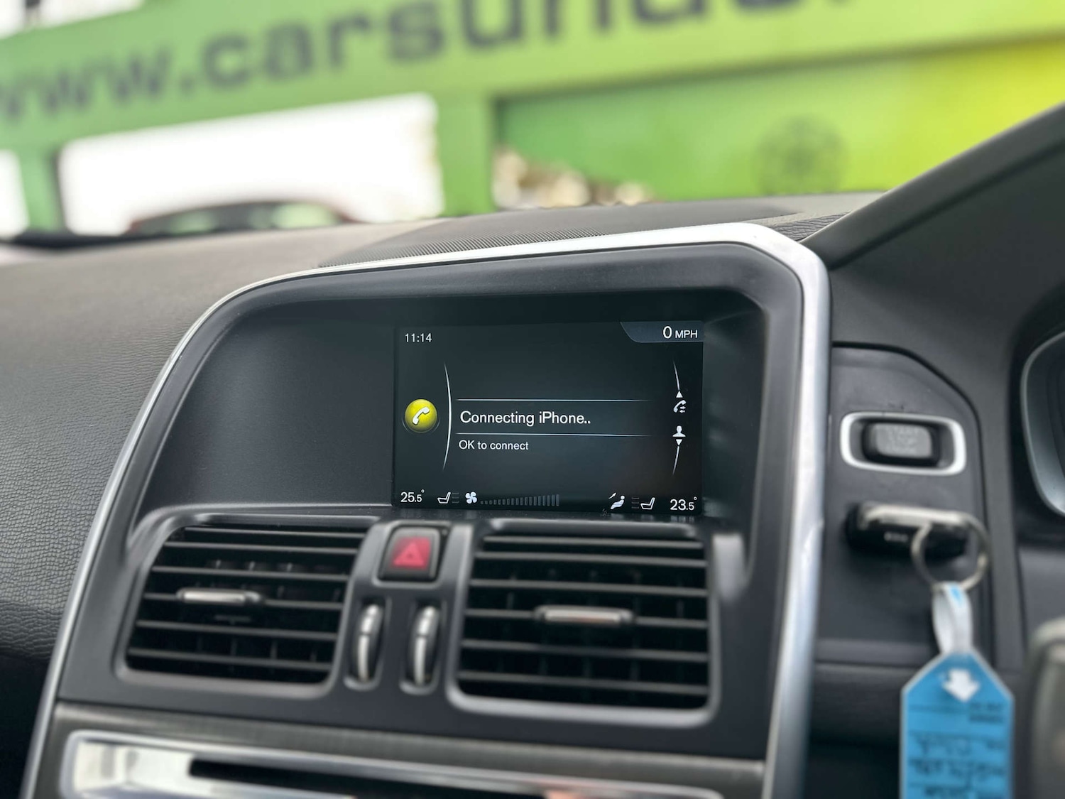 Used Volvo XC60 2014 for sale - 76222981: Photo 3