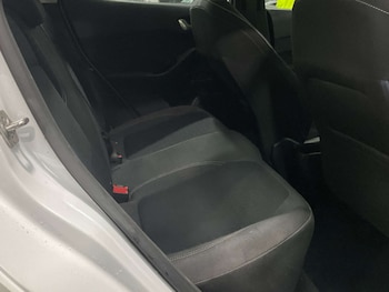 Used Ford Fiesta 2018 for sale - 79167275: Photo