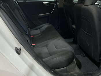 Used Volvo V60 2013 for sale - 79233116: Photo