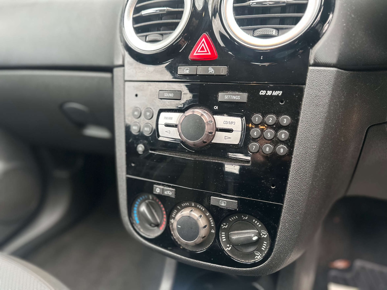 Used Vauxhall Corsa 2008 for sale - 77571281: Photo 22