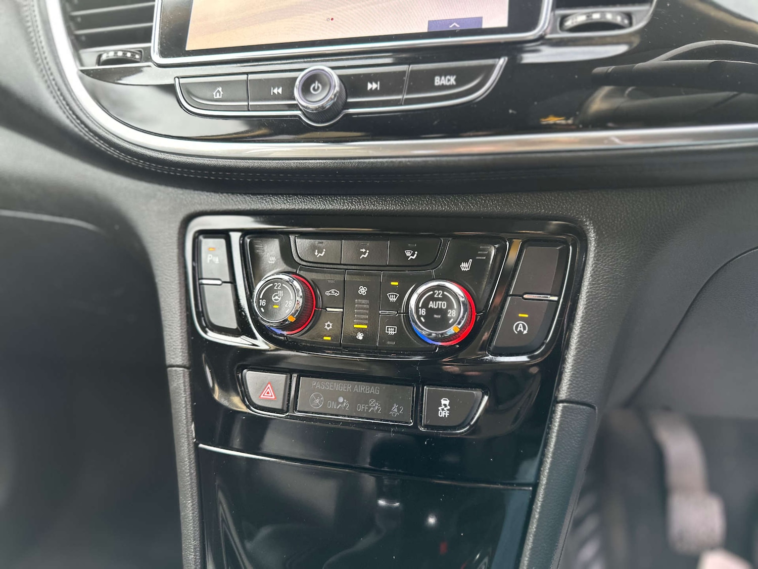 Used Vauxhall Mokka X 2017 for sale - 77058503: Photo 24