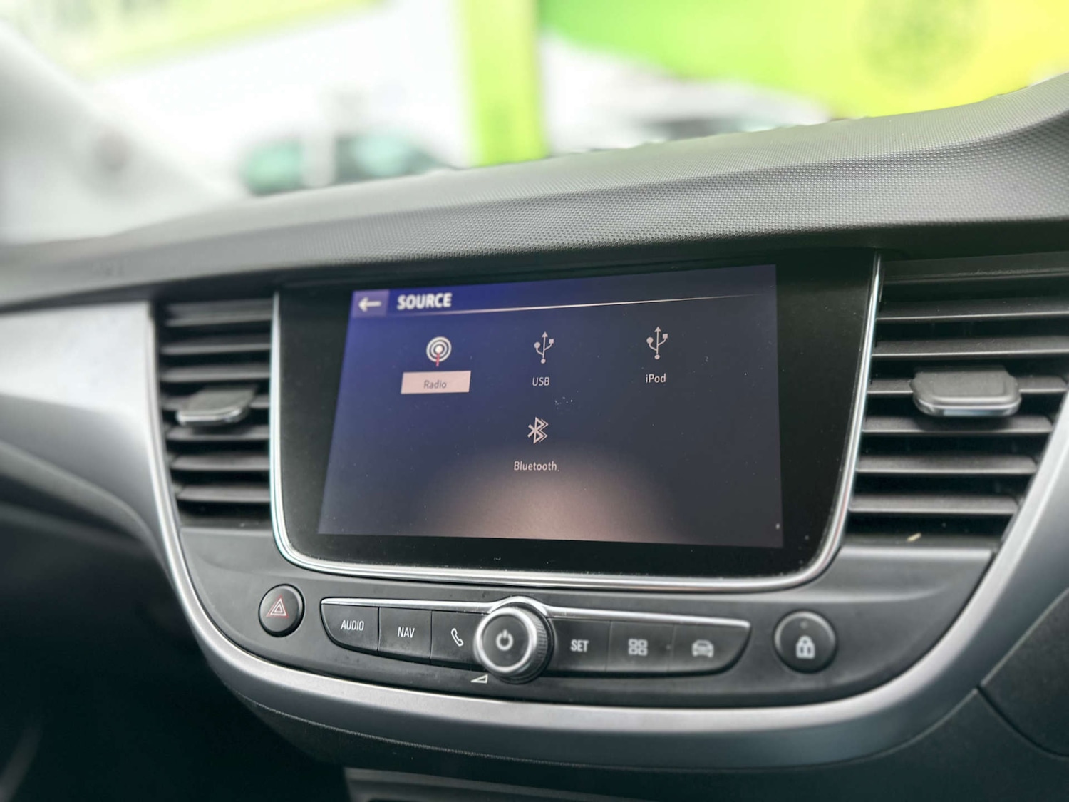 Used Vauxhall Crossland X 2018 for sale - 77636190: Photo 3