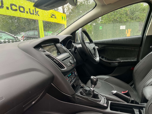 Used Ford Focus 2016 for sale - 76220614: Photo 16