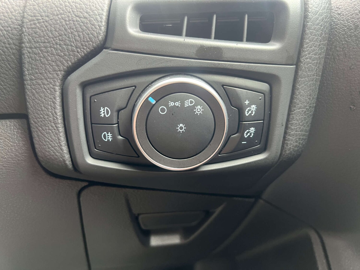 Used Ford Focus 2016 for sale - 76220614: Photo 29