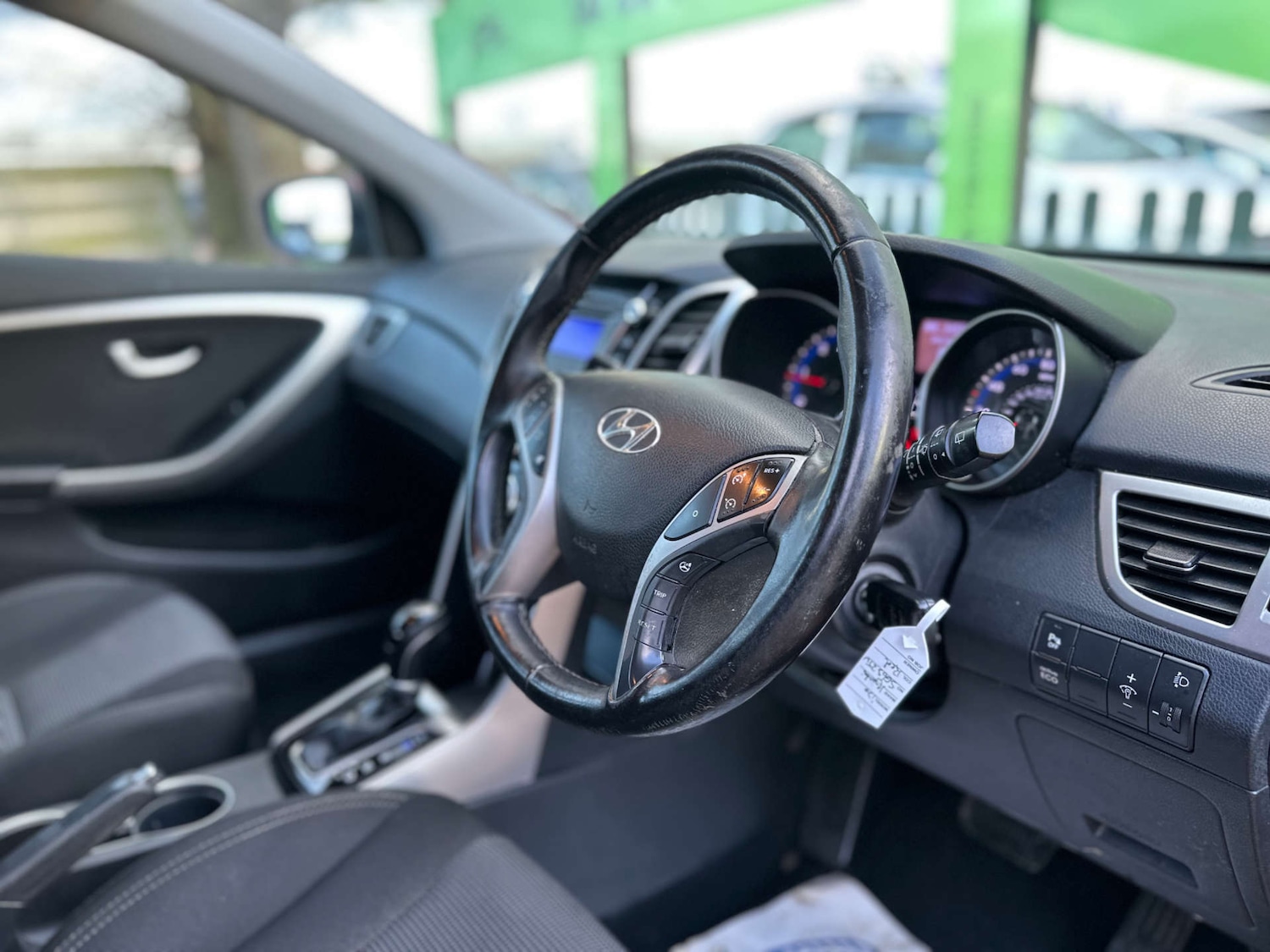 Used Hyundai i30 2013 for sale - 77720486: Photo 2