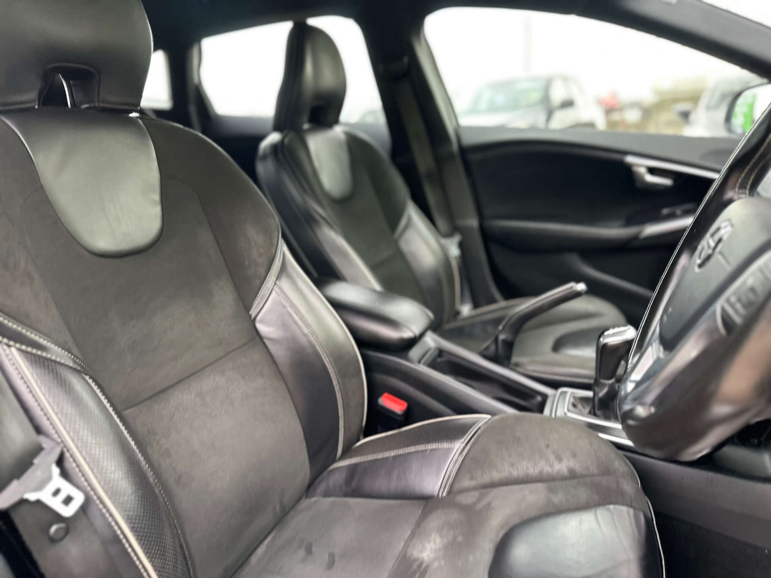 Used Volvo V40 2016 for sale - 76940188: Photo 14