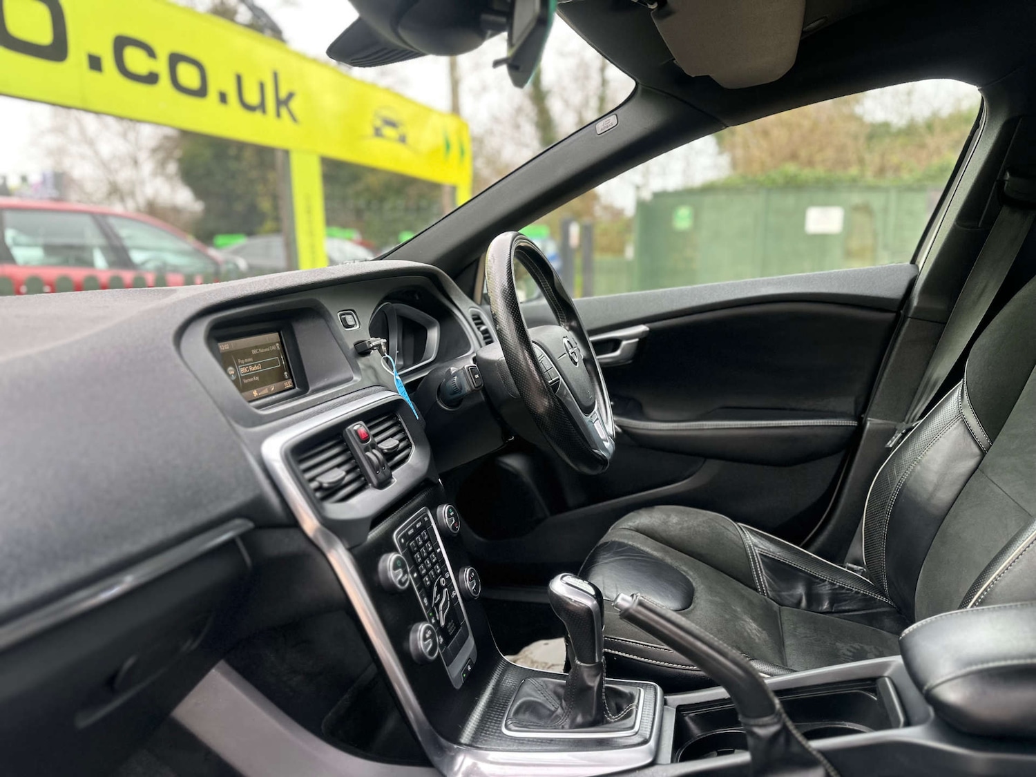 Used Volvo V40 2016 for sale - 76940188: Photo 16