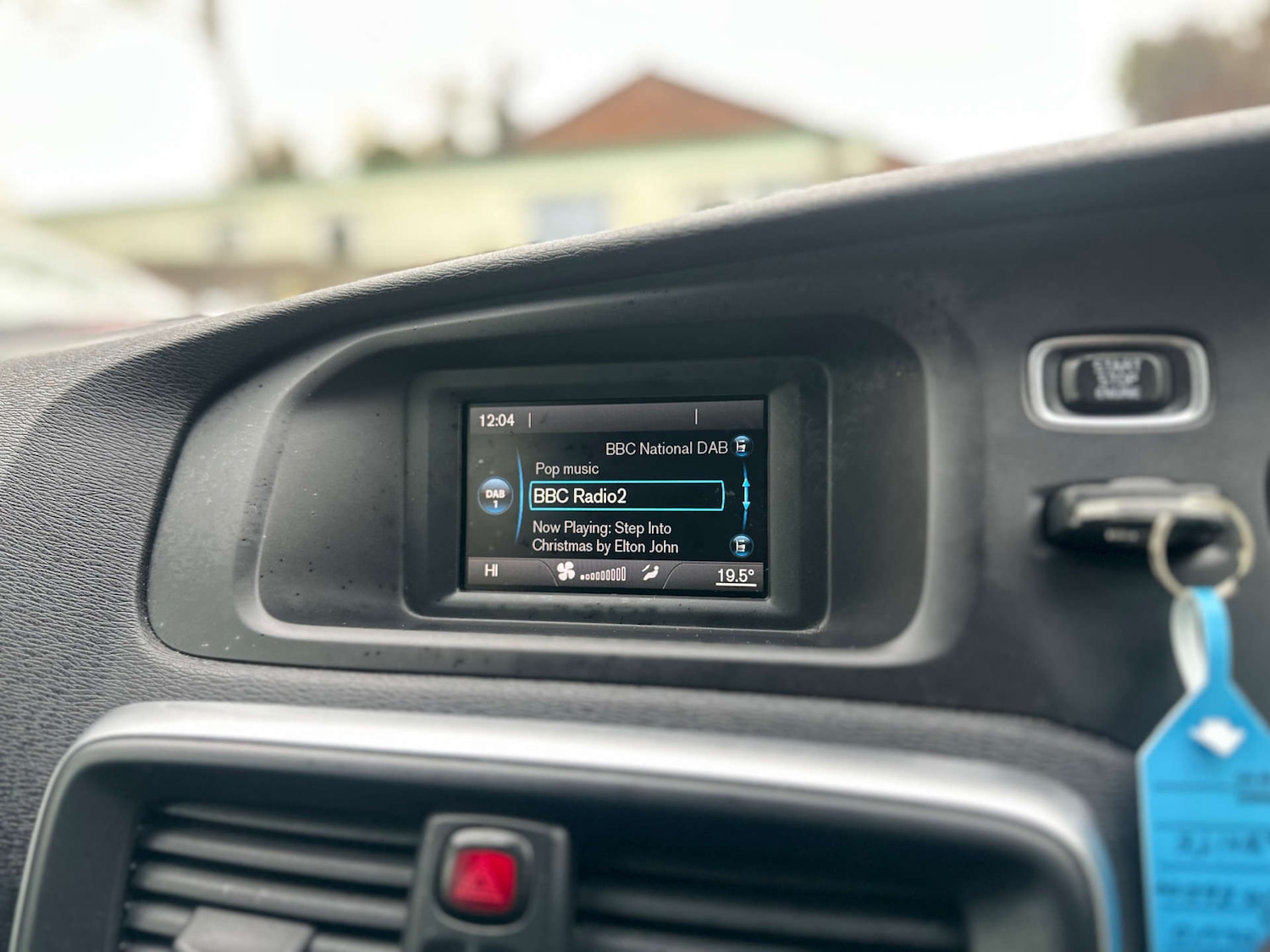 Used Volvo V40 2016 for sale - 76940188: Photo 19