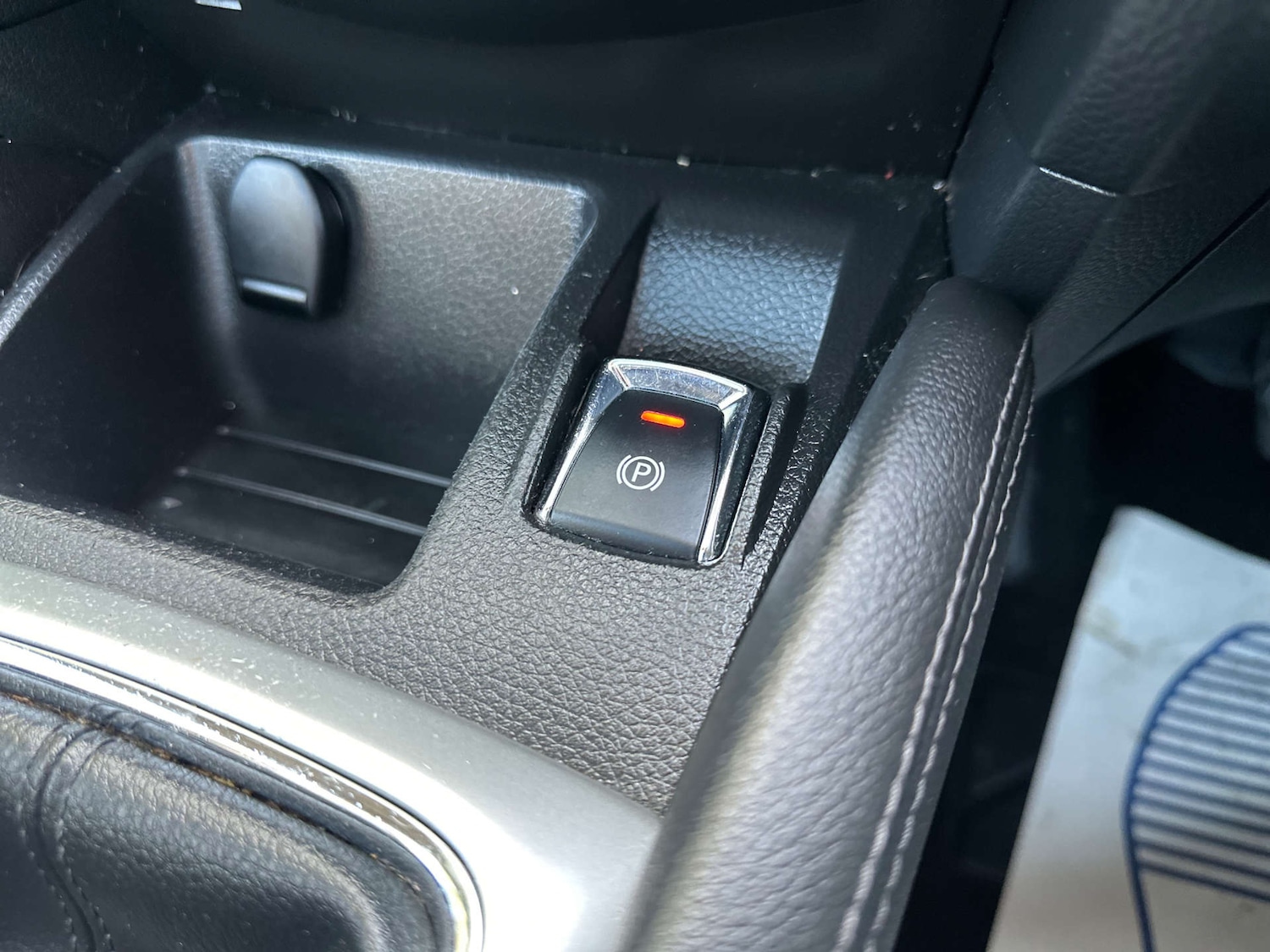 Used Nissan Qashqai 2015 for sale - 76444750: Photo 29