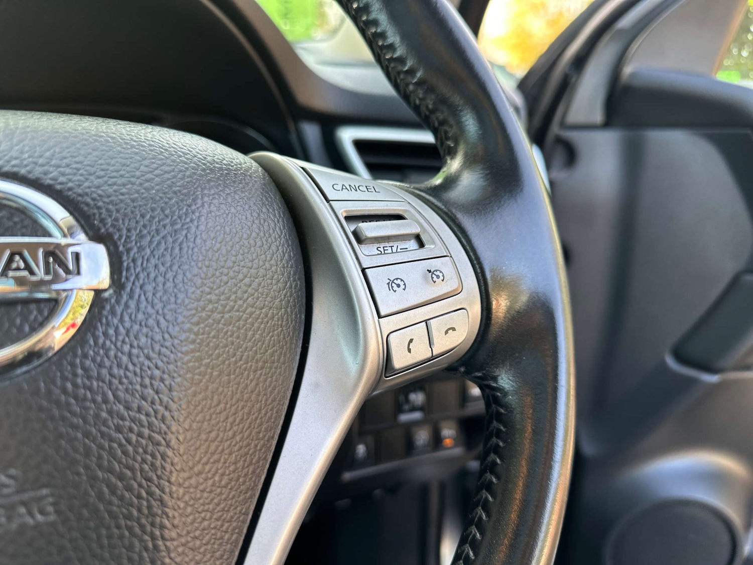 Used Nissan Qashqai 2015 for sale - 76444750: Photo 32