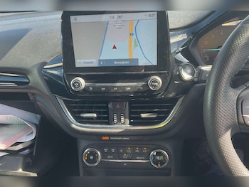 Used Ford Fiesta 2018 for sale - 75945162: Photo