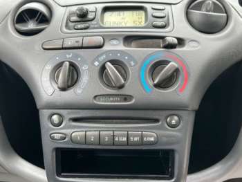 Used Toyota Yaris 2003 for sale - 75080544: Photo