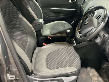 Used Renault Captur 2018 for sale - 78358923: Photo