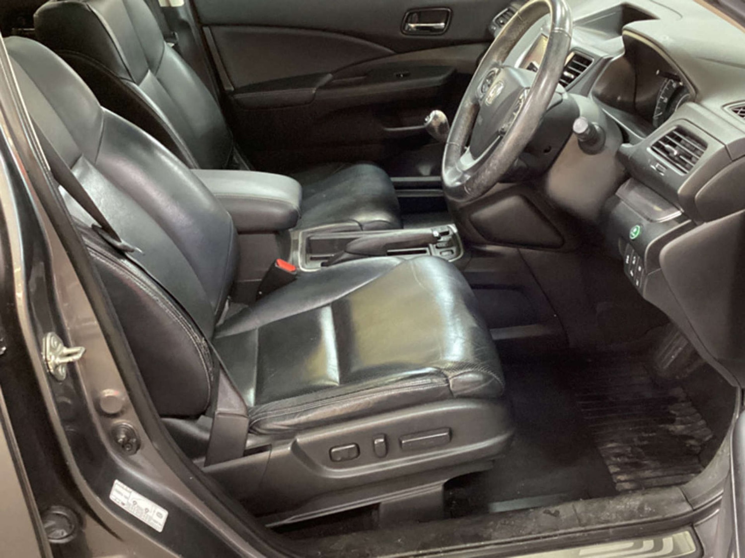 Used Honda CR-V 2015 for sale - 77261356: Photo 3