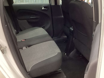 Used Citroen C3 Picasso 2016 for sale - 78241853: Photo