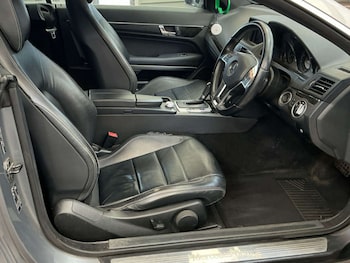 Used Mercedes-Benz E Class 2011 for sale - 78456275: Photo