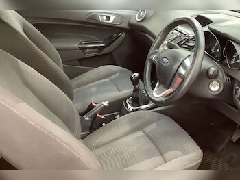 Used Ford Fiesta 2015 for sale - 76262639: Photo 3