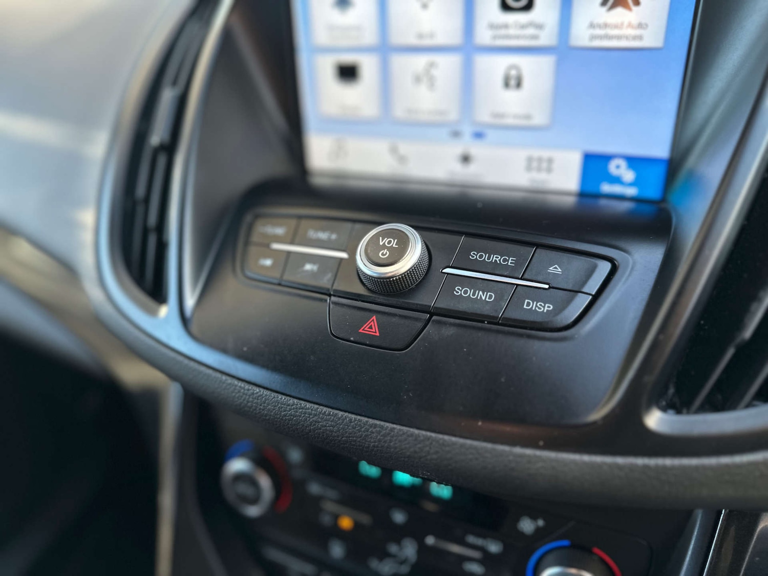 Used Ford Kuga 2017 for sale - 77975378: Photo 25