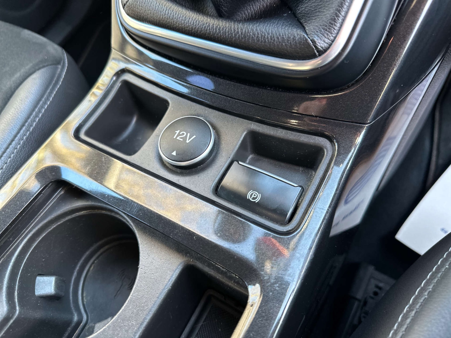 Used Ford Kuga 2017 for sale - 77975378: Photo 28