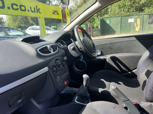 Used Renault Clio 2007 for sale - 76263537: Photo 12