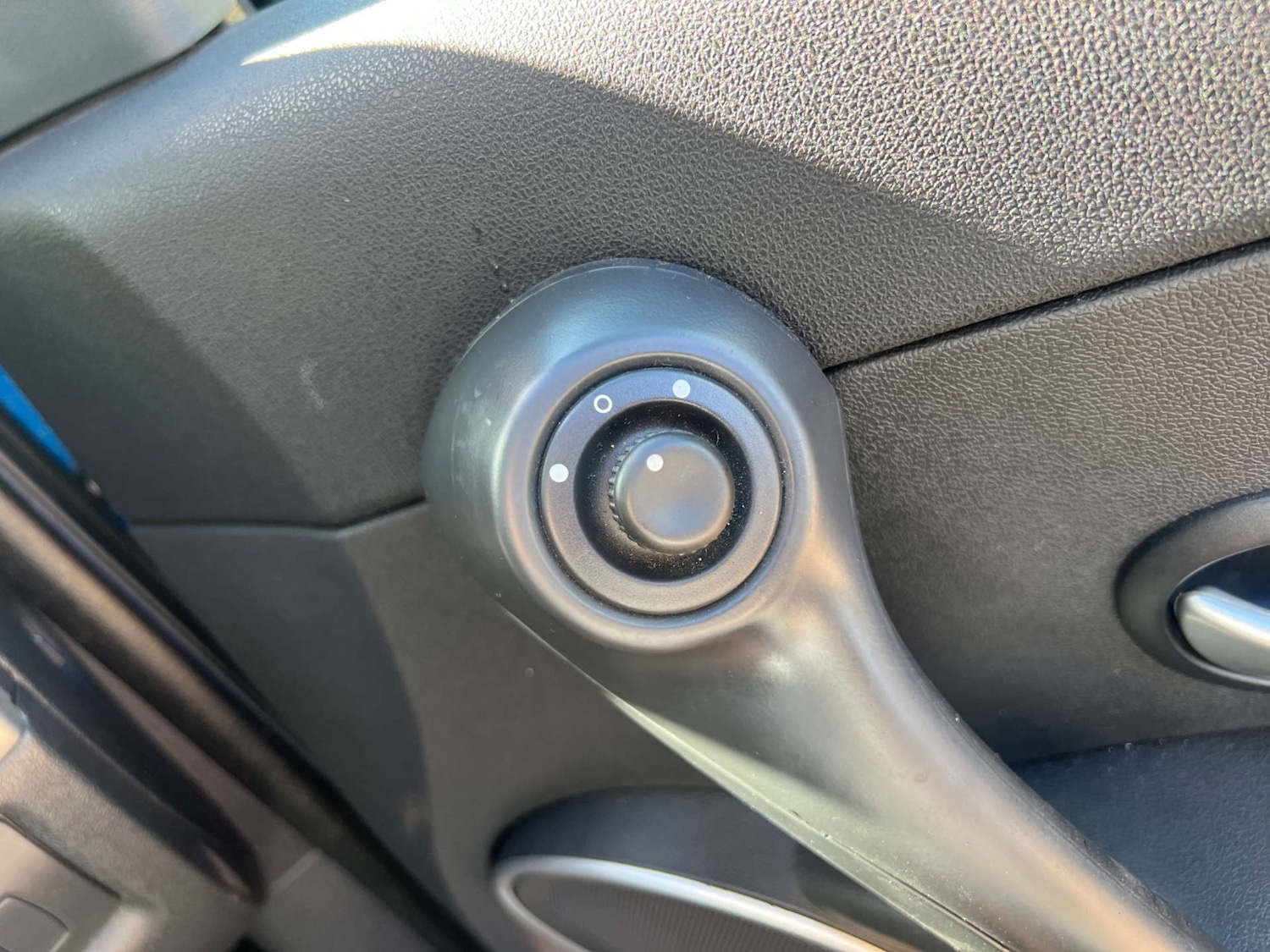 Used Renault Clio 2007 for sale - 76263537: Photo 25