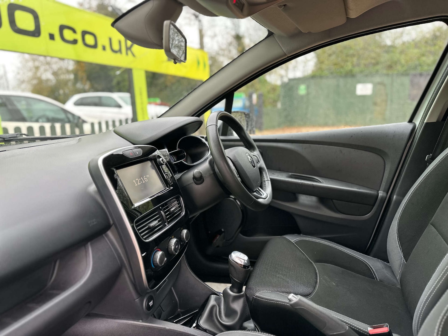 Used Renault Clio 2018 for sale - 77283200: Photo 15
