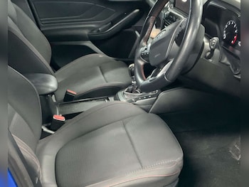 Used Ford Focus 2018 for sale - 77504054: Photo