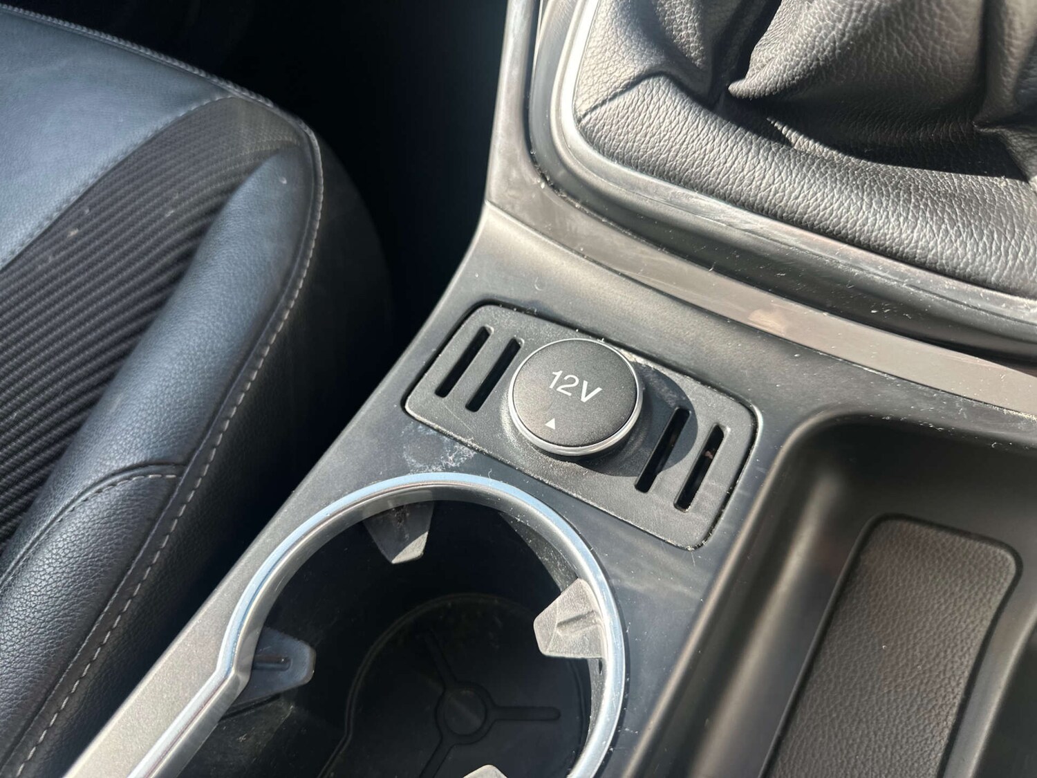 Used Ford Kuga 2016 for sale - 77821704: Photo 24