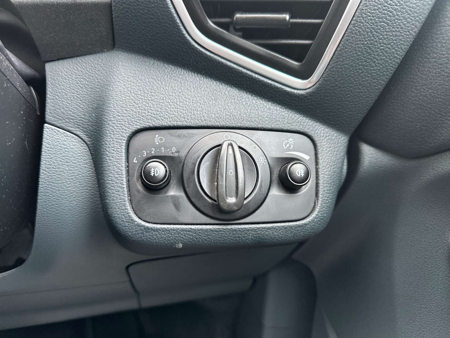 Used Ford C-Max 2015 for sale - 77378398: Photo 31