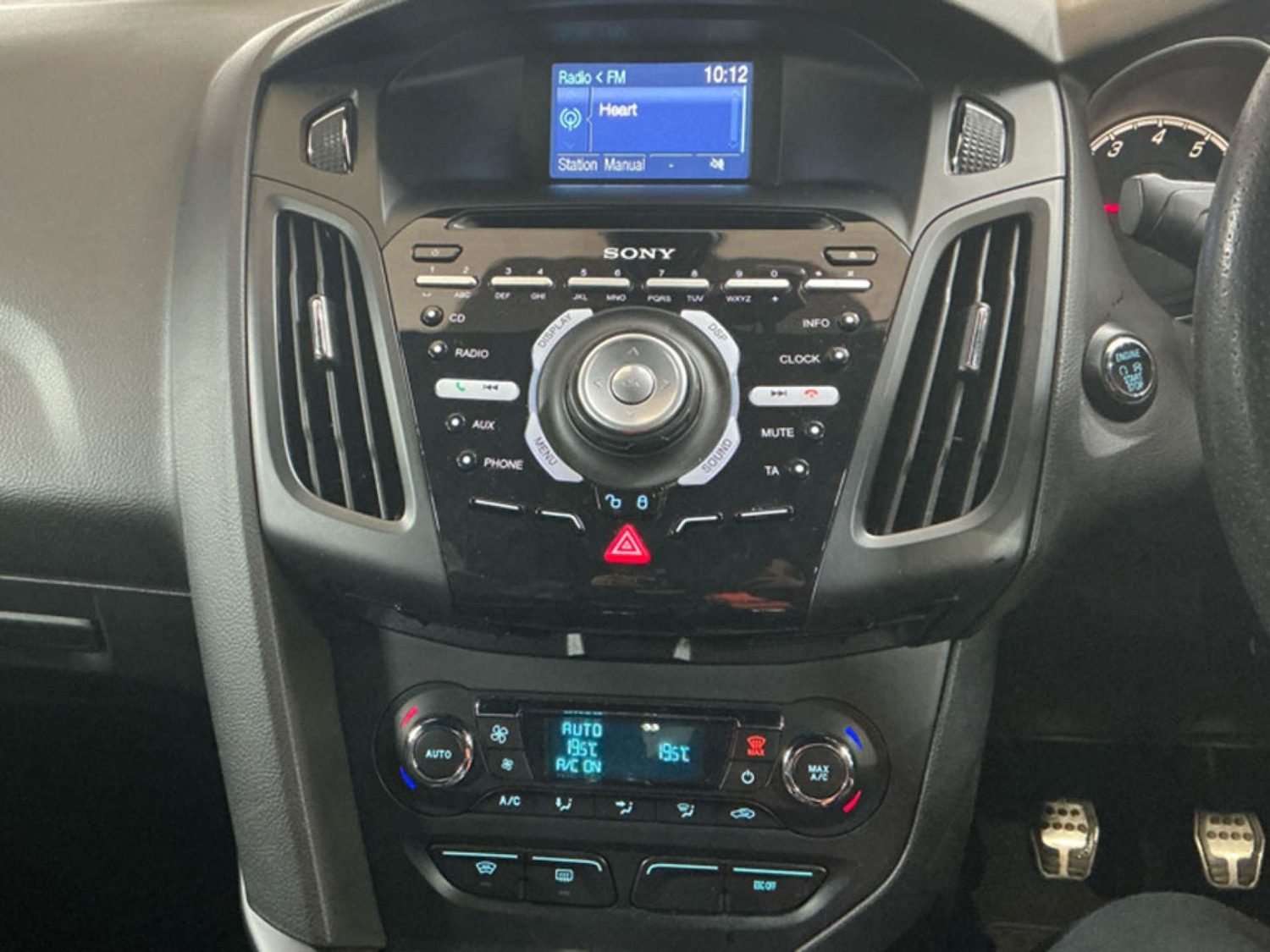 Used Ford Focus 2014 for sale - 77529393: Photo 2