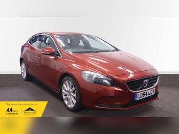 Used Volvo V40 2014 for sale - 77720559: Photo