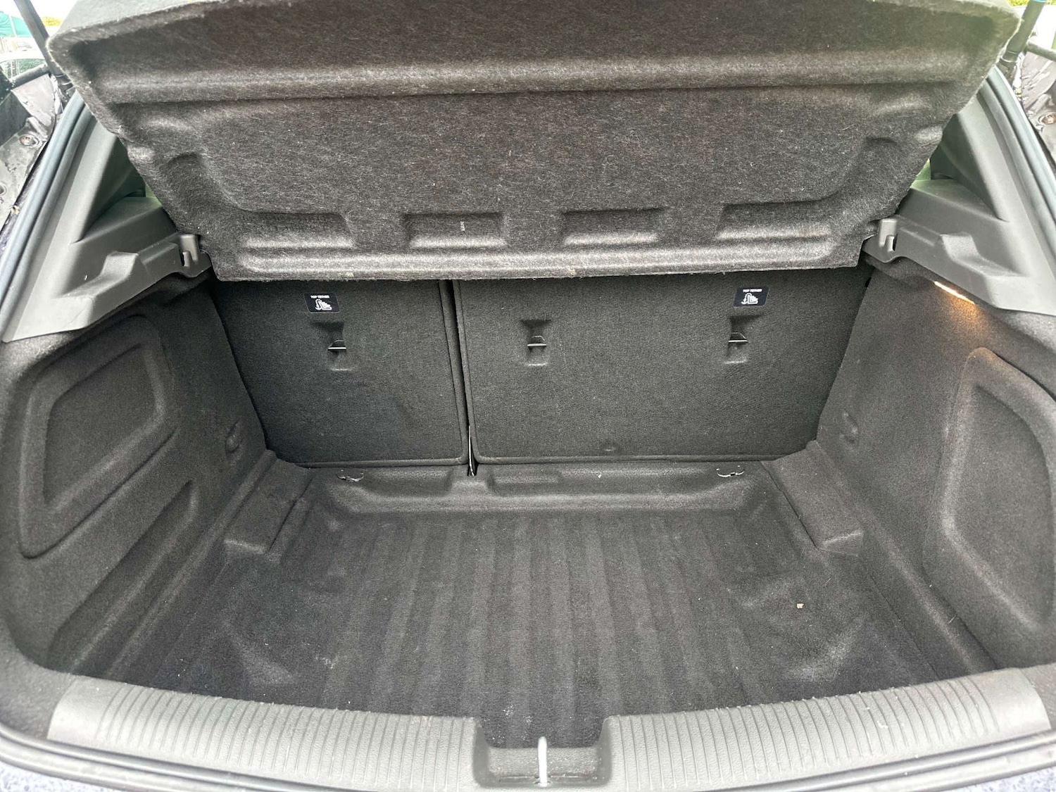 Used Vauxhall Astra 2019 for sale - 76762548: Photo 13