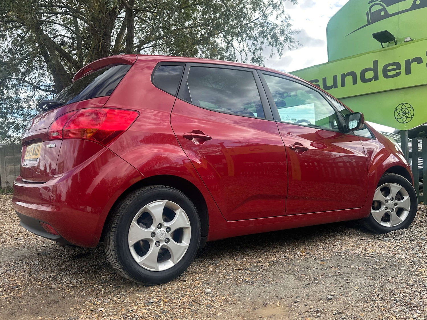 Used Kia Venga 2015 for sale - 76531547: Photo 8