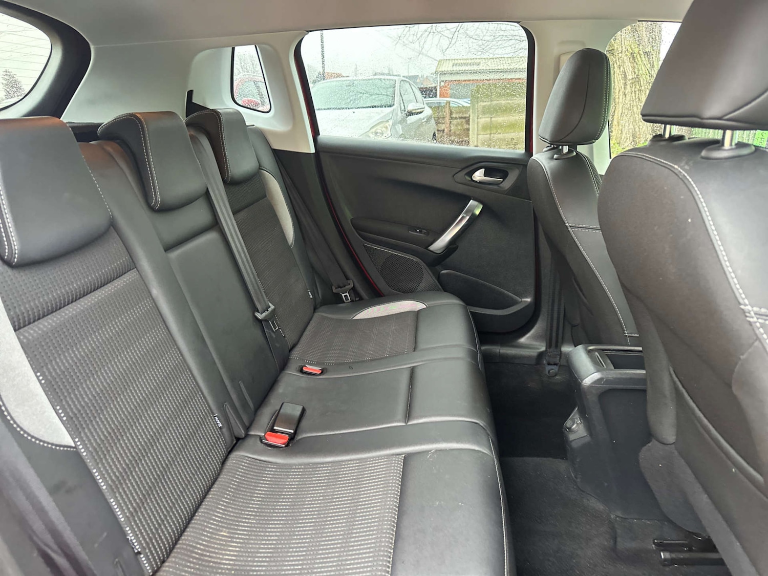 Used Peugeot 2008 2017 for sale - 77594758: Photo 14