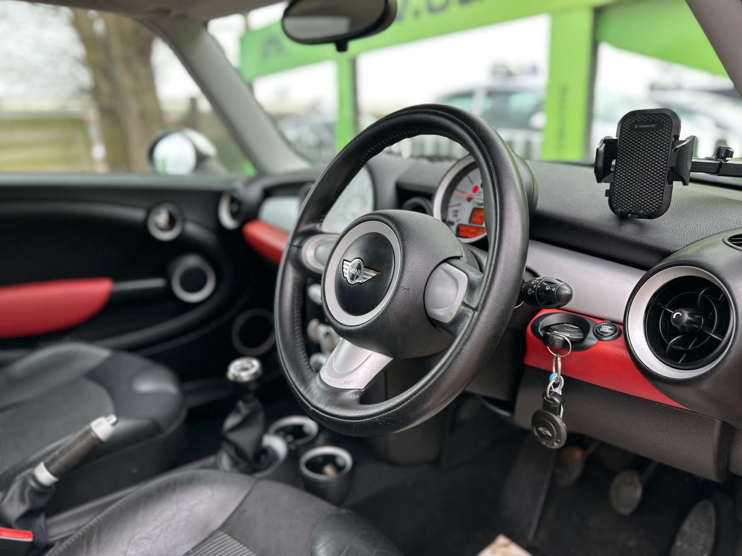 Used MINI Hatch 2007 for sale - 77900968: Photo 2