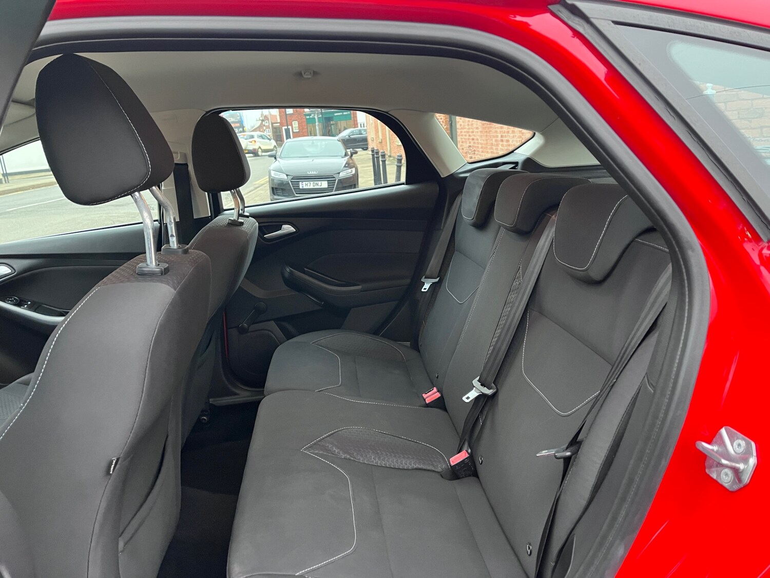 Used Ford Focus 2015 for sale - 77417988: Photo 11