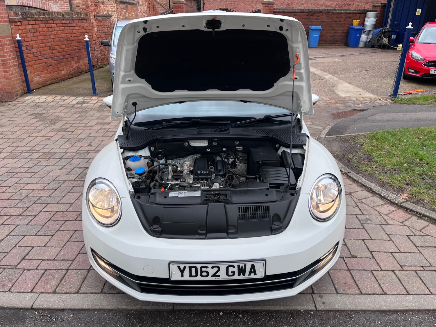 Used Volkswagen Beetle 2012 for sale - 77298303: Photo 14