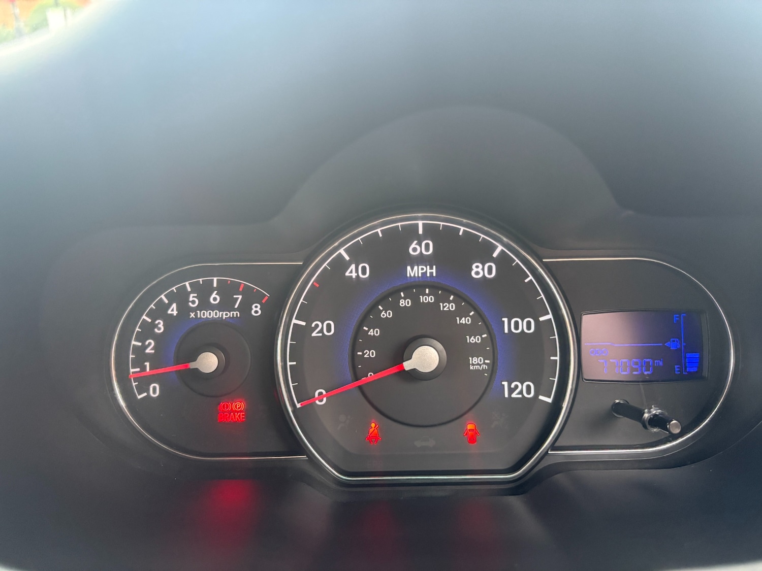 Used Hyundai i10 2012 for sale - 76544351: Photo 5