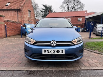 Used Volkswagen Golf SV 2016 for sale - 76957238: Photo