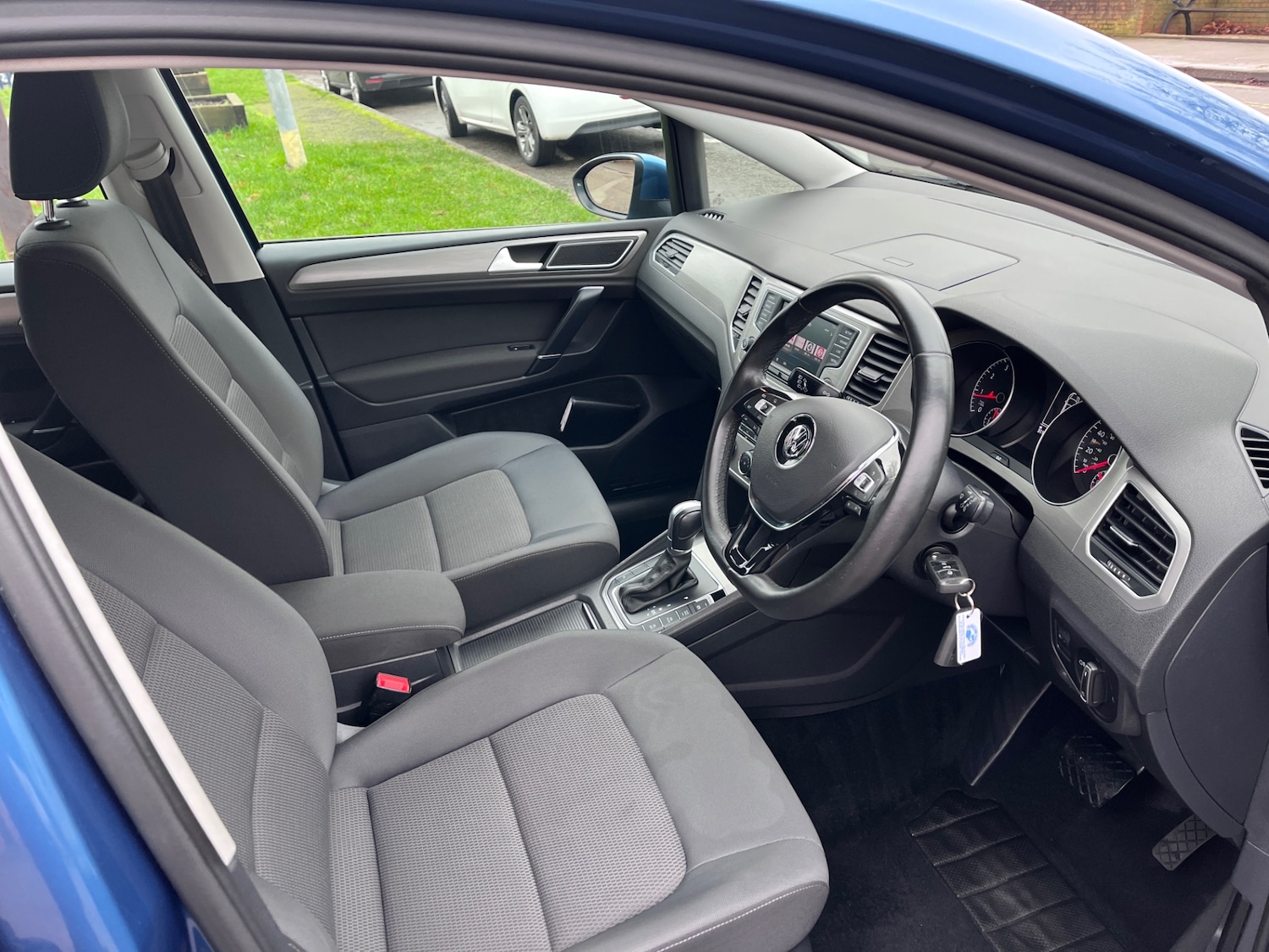 Used Volkswagen Golf SV 2016 for sale - 76957238: Photo 4