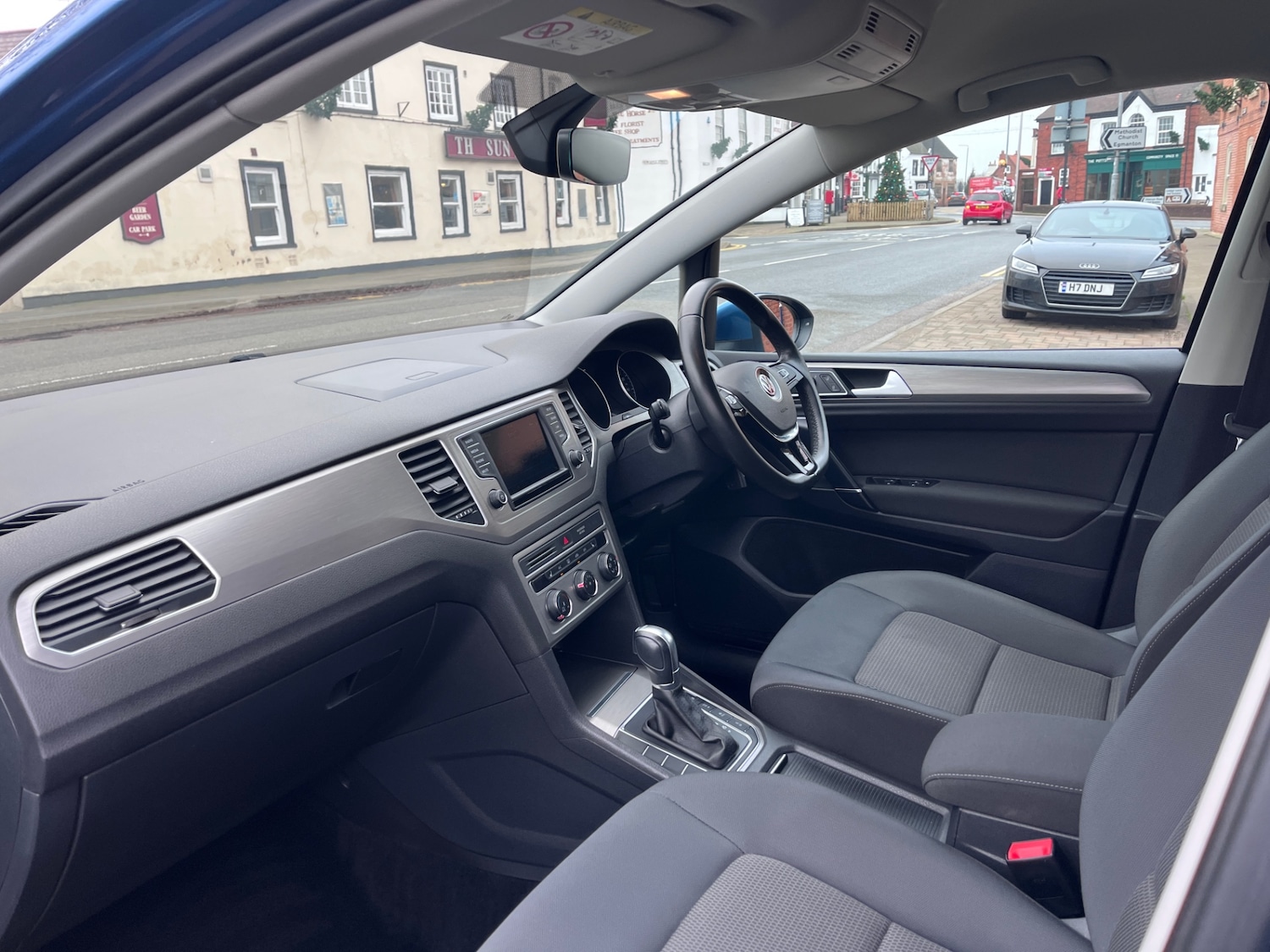 Used Volkswagen Golf SV 2016 for sale - 76957238: Photo 6