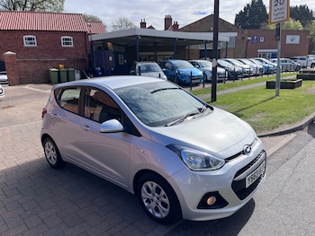 Used Hyundai i10 2014 for sale - 78091610: Photo