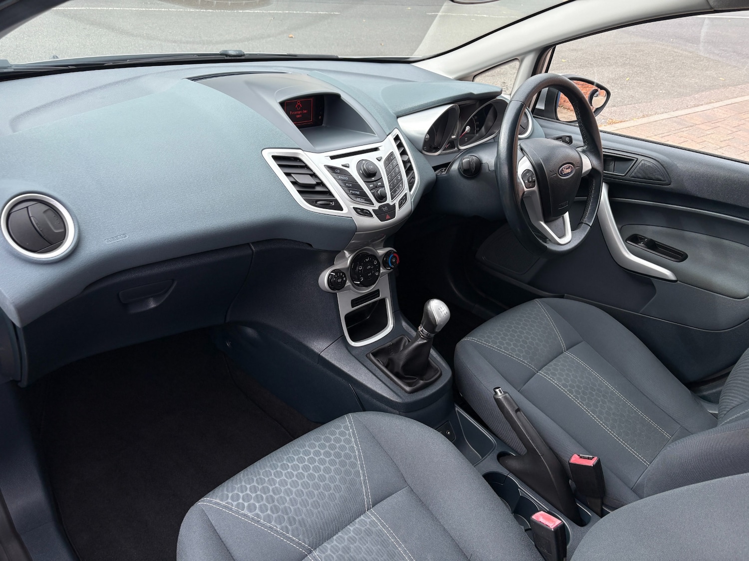 Used Ford Fiesta 2011 for sale - 76234198: Photo 6