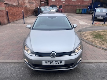 Used Volkswagen Golf 2015 for sale - 79215977: Photo