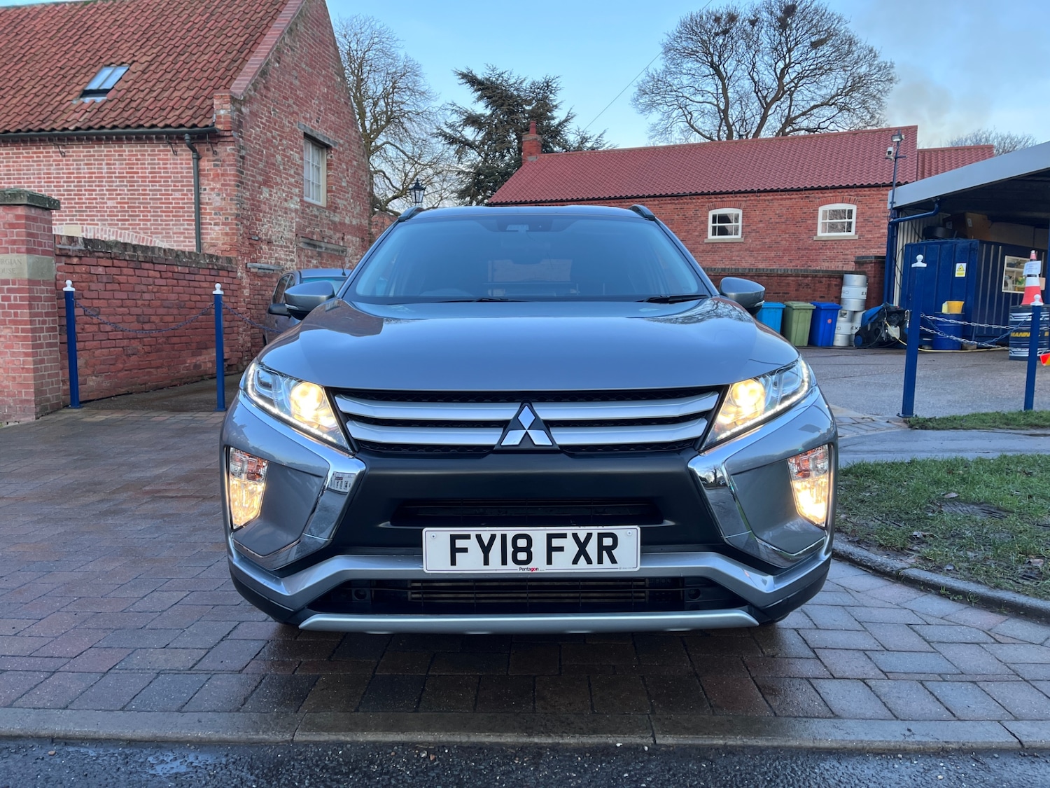 Used Mitsubishi Eclipse Cross 2018 for sale - 77336886: Photo 2