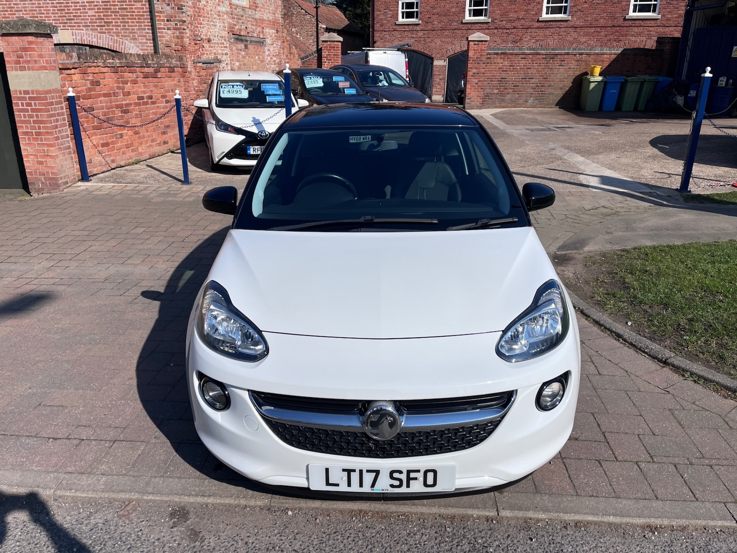 Used Vauxhall ADAM 2017 for sale - 77946667: Photo 2