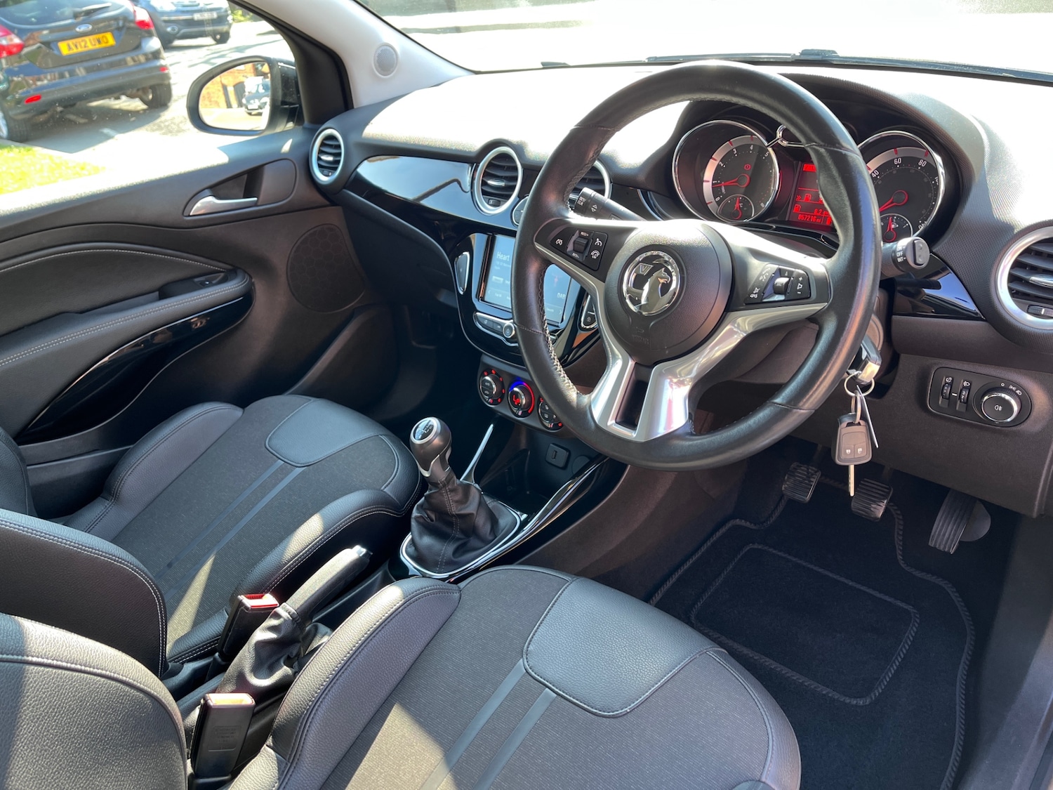 Used Vauxhall ADAM 2017 for sale - 77946667: Photo 4