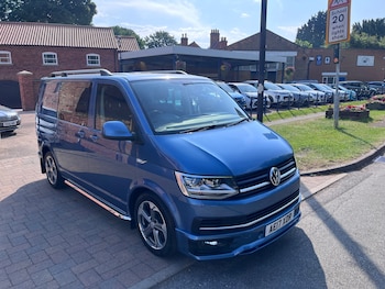 Used Volkswagen Transporter 2017 for sale - 79228357: Photo